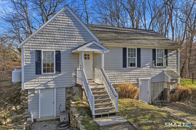1920 Center Groton Road, Ledyard, CT 06339