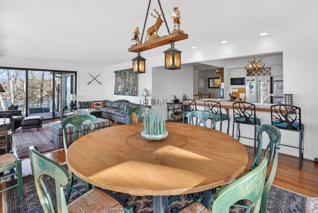 108 Overlook Hill DR, Moneta, VA 24121