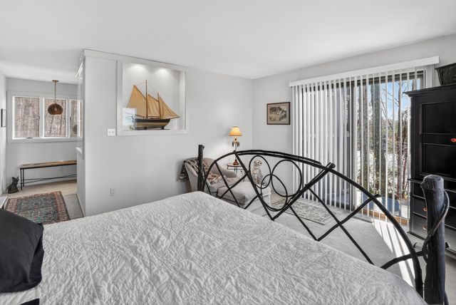 108 Overlook Hill DR, Moneta, VA 24121