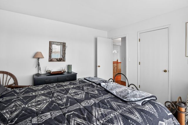 108 Overlook Hill DR, Moneta, VA 24121