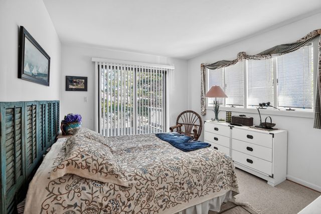 108 Overlook Hill DR, Moneta, VA 24121