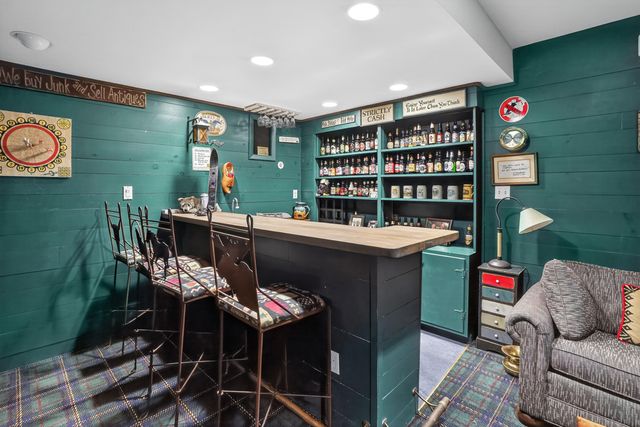 108 Overlook Hill DR, Moneta, VA 24121