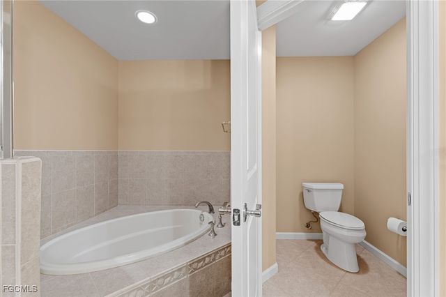 5793 Cape Harbour DR 615, Cape Coral, FL 33914