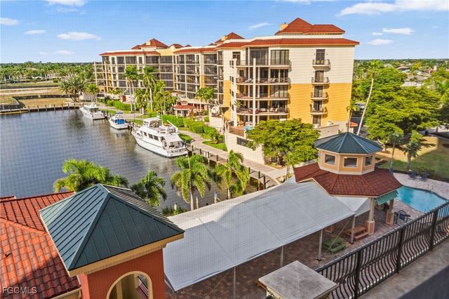 5793 Cape Harbour DR 615, Cape Coral, FL 33914