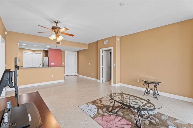 5793 Cape Harbour DR 615, Cape Coral, FL 33914