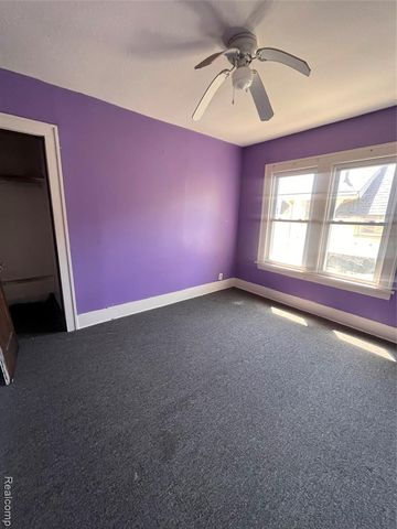 429 Page Street, Flint, MI 48505