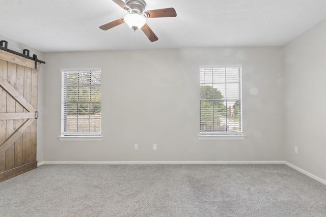 17225 Saturn Lane, Houston, TX 77058