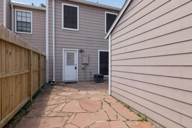 17225 Saturn Lane, Houston, TX 77058