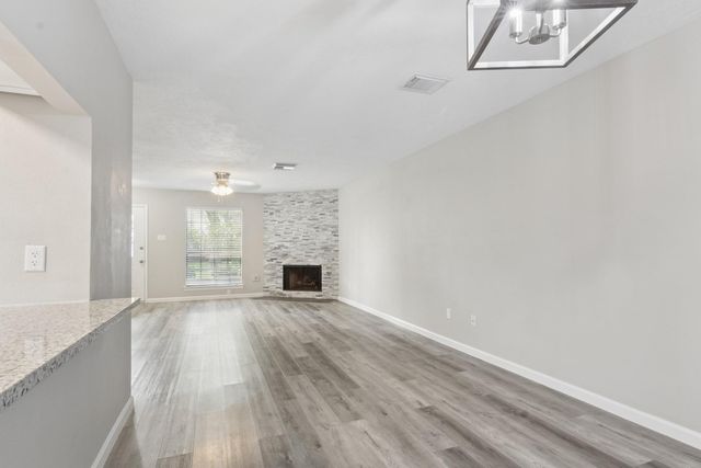 17225 Saturn Lane, Houston, TX 77058