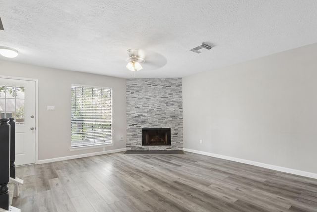 17225 Saturn Lane, Houston, TX 77058