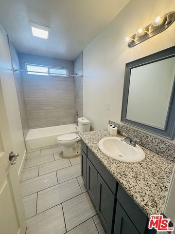 5919 Denver Avenue 5919, Los Angeles, CA 90044