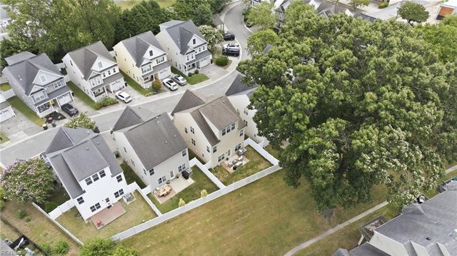 521 Cape Joshua LN, Virginia Beach, VA 23462
