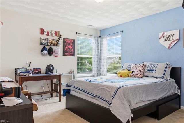 521 Cape Joshua LN, Virginia Beach, VA 23462