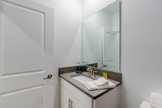 8973 PLAY THROUGH DRIVE, Davenport, FL 33896