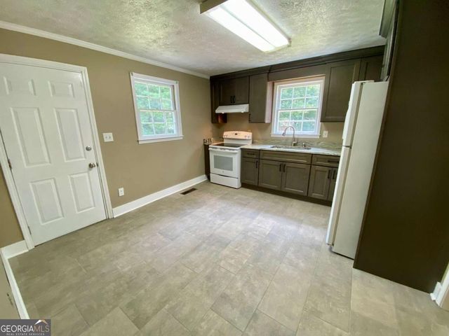 164 Glenn Carrie Road, Hull, GA 30646