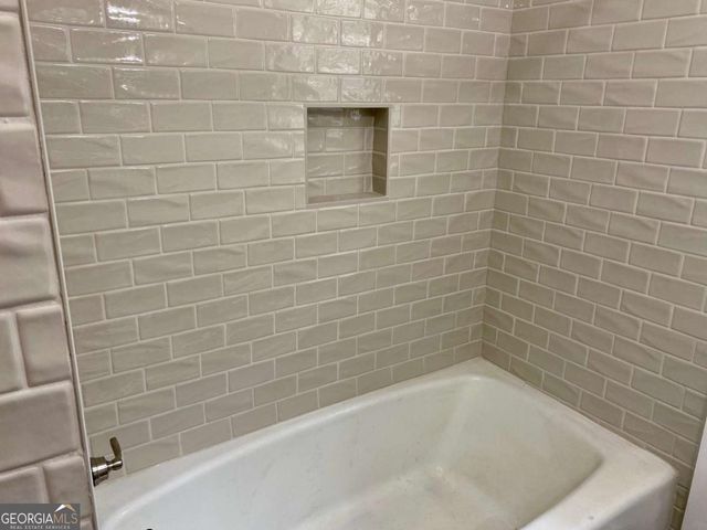 164 Glenn Carrie Road, Hull, GA 30646