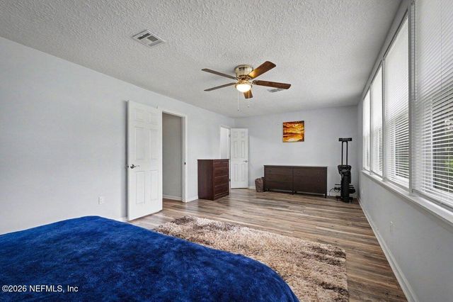 11351 W COURT Boulevard, Jacksonville, FL 32218