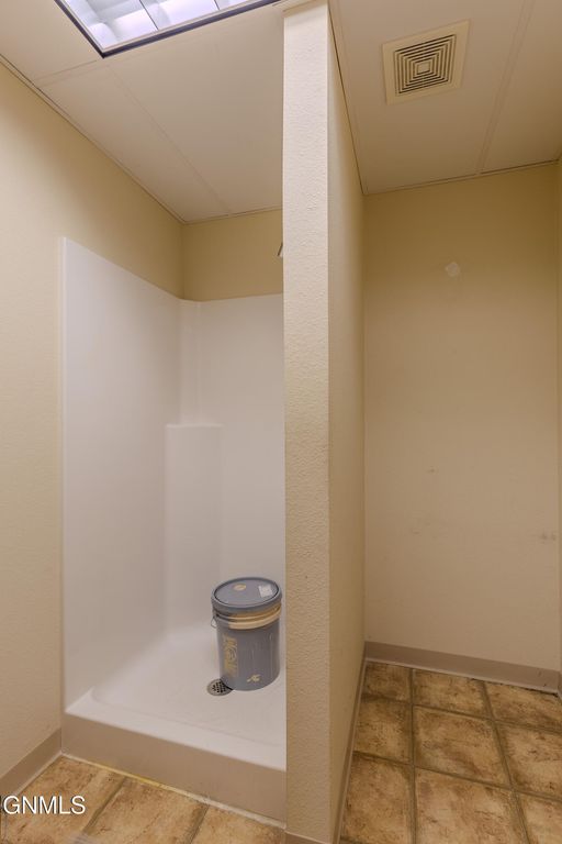 100 Main Street W, Mandan, ND 58554 photo 10