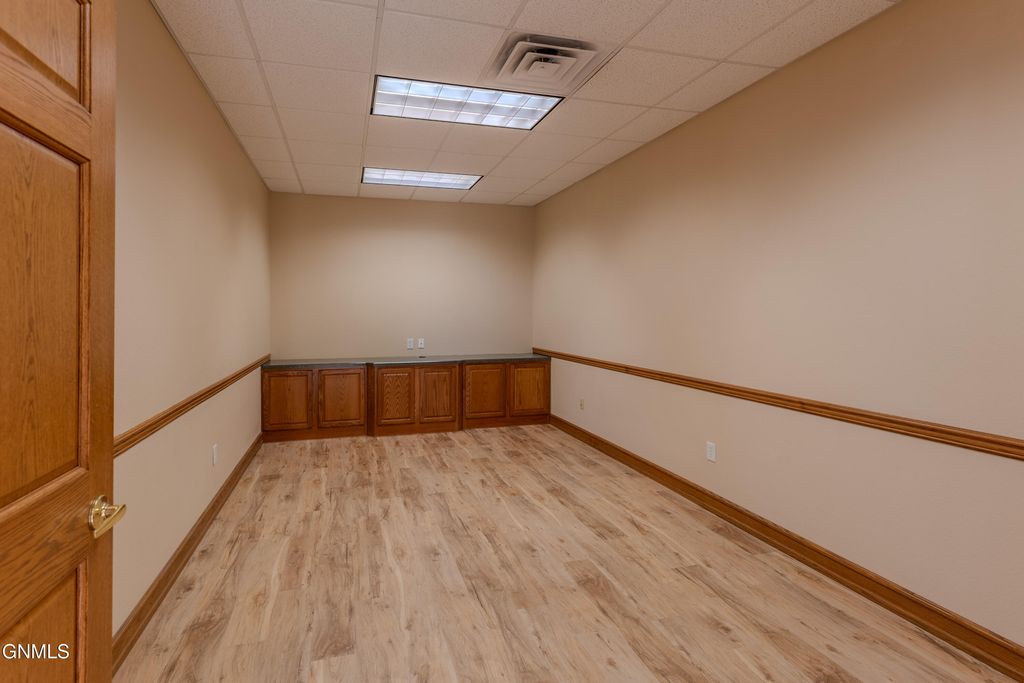 100 Main Street W, Mandan, ND 58554 photo 7