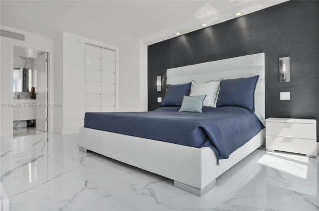 2655 Collins Ave 1911, Miami Beach, FL 33140