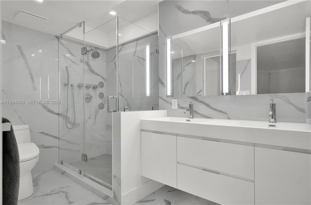 2655 Collins Ave 1911, Miami Beach, FL 33140