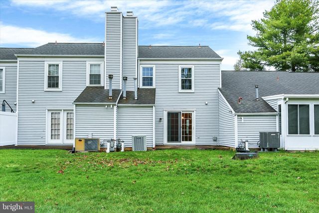 511 CAMBRIDGE COURT, Palmyra, PA 17078