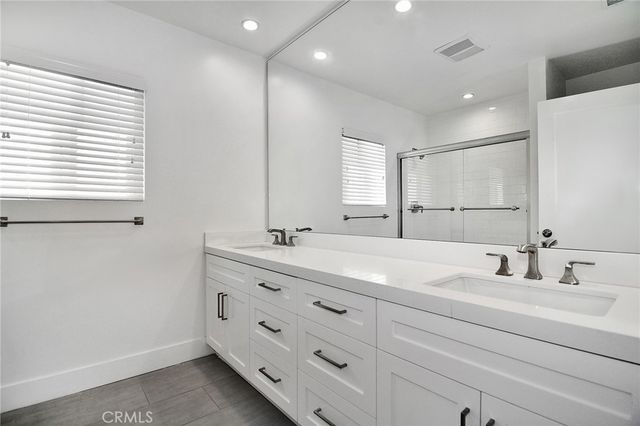 22446 Berdon Street, Woodland Hills, CA 91367