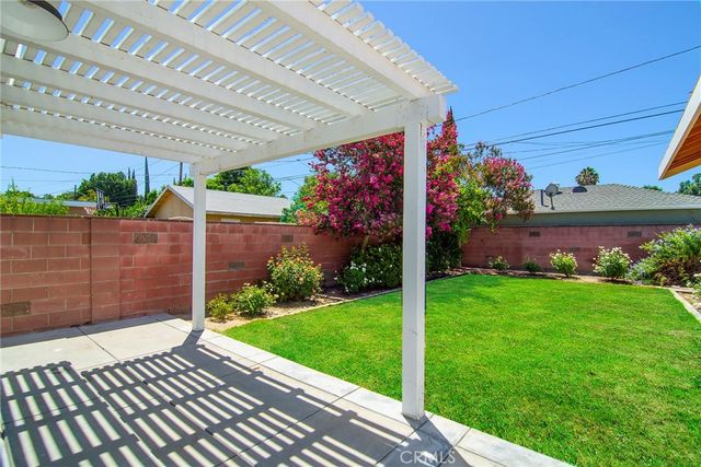22446 Berdon Street, Woodland Hills, CA 91367