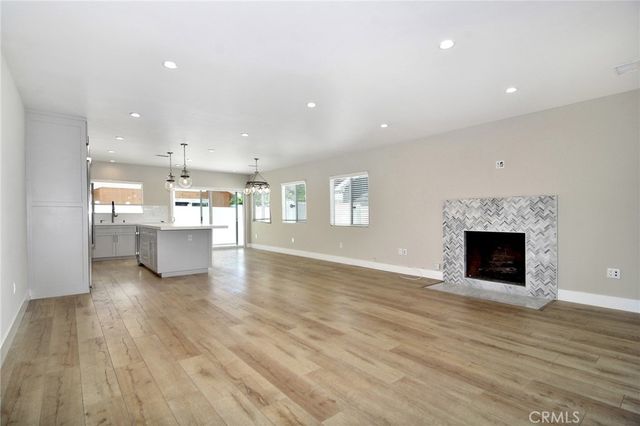 22446 Berdon Street, Woodland Hills, CA 91367