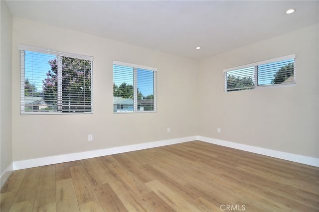 22446 Berdon Street, Woodland Hills, CA 91367