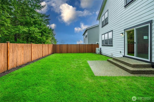 1081 SW Pendleton Way, Port Orchard, WA 98367