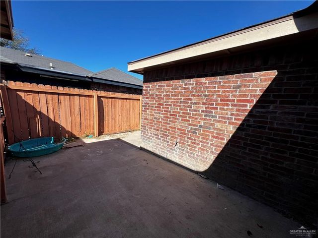 3808 Bluebird Avenue, Mcallen, TX 78504