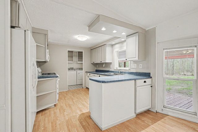 2418 Lincoln Road, Allegan, MI 49010