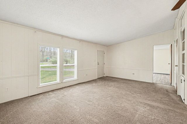 2418 Lincoln Road, Allegan, MI 49010