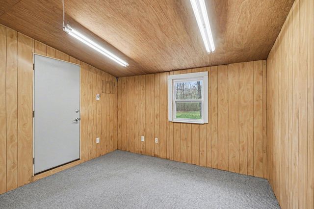 2418 Lincoln Road, Allegan, MI 49010