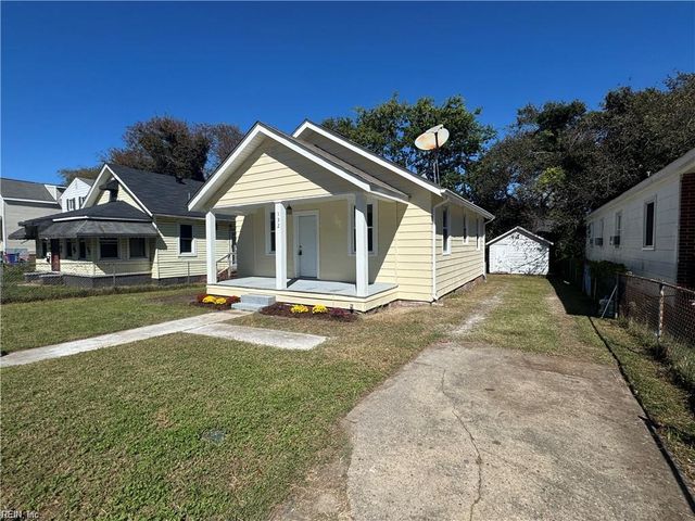 132 Ash AVE, Newport News, VA 23607