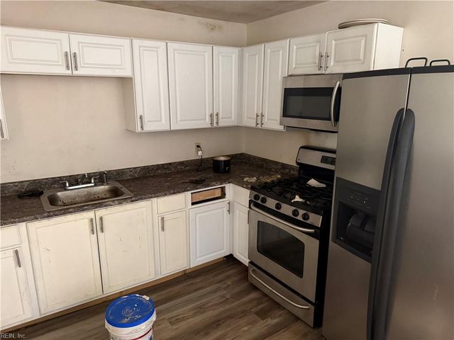341 Keith CT, Chesapeake, VA 23325