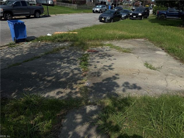 341 Keith CT, Chesapeake, VA 23325