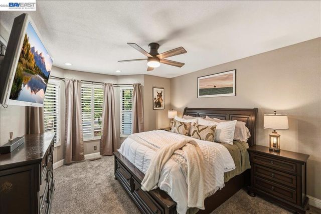 2377 College Ave, Livermore, CA 94550