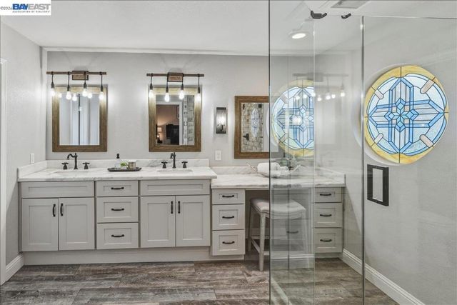 2377 College Ave, Livermore, CA 94550