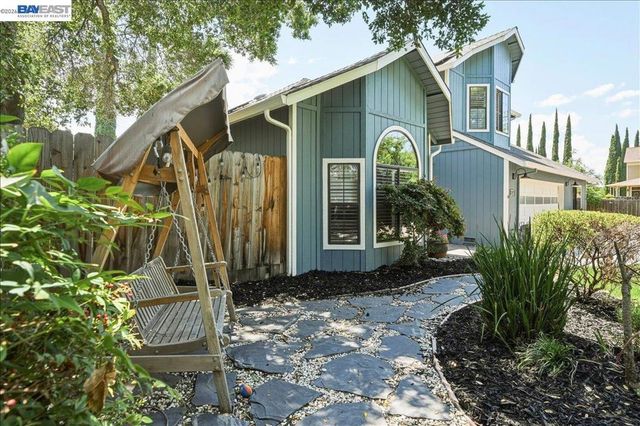 2377 College Ave, Livermore, CA 94550