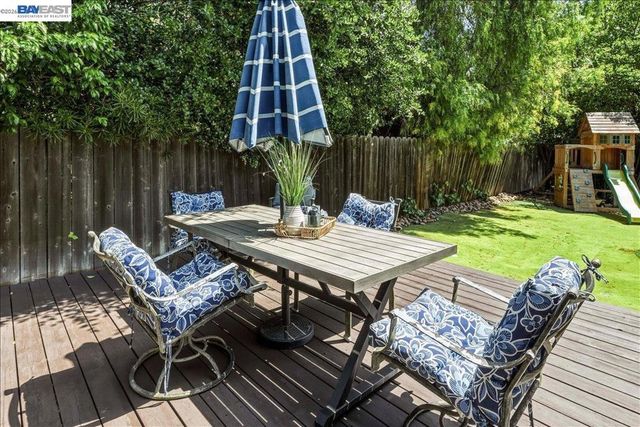 2377 College Ave, Livermore, CA 94550