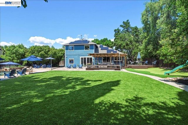 2377 College Ave, Livermore, CA 94550