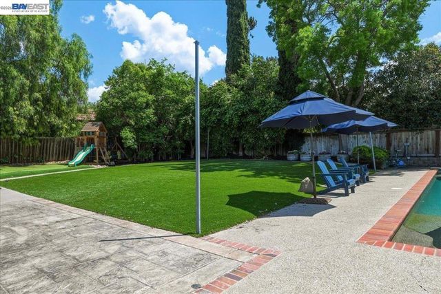 2377 College Ave, Livermore, CA 94550