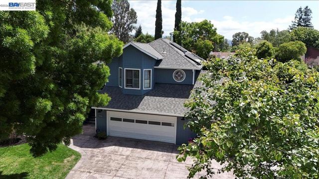 2377 College Ave, Livermore, CA 94550