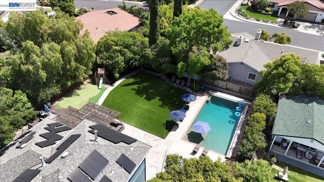 2377 College Ave, Livermore, CA 94550