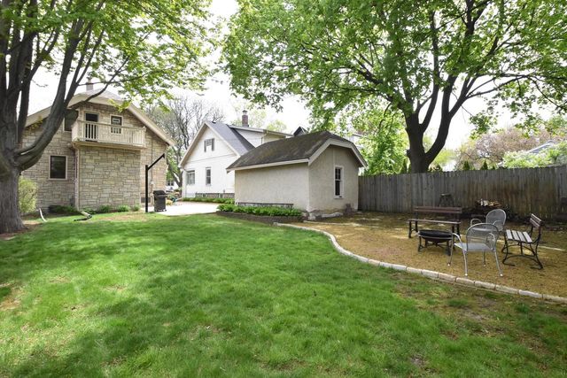 2217 71st STREET, Wauwatosa, WI 53213
