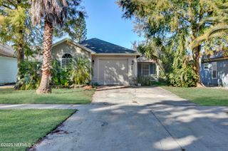 909 GAVAGAN Road, Jacksonville, FL 32233
