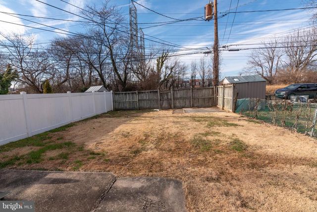 5686 UTRECHT RD, Baltimore, MD 21206