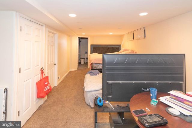 5686 UTRECHT RD, Baltimore, MD 21206